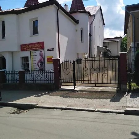 Anzhelika Homestay Truskavets
